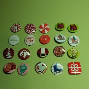 JC Penney Festive Holiday 20 Button Set